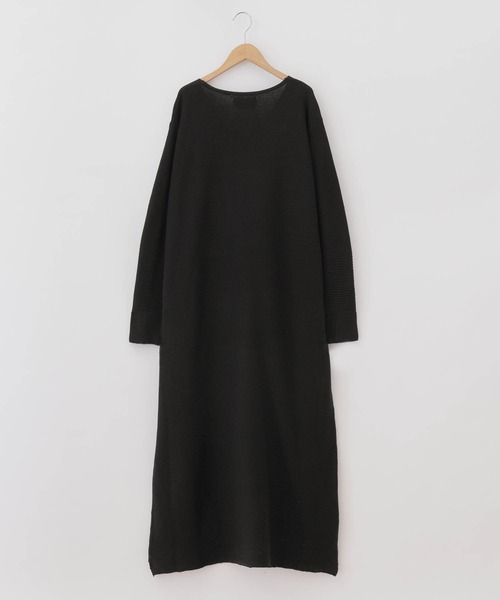 Chaco closet（チャコ クローゼット）の「Vネックニットロングワンピース（ワンピース・レディース・ブラック/ベージュ/グレー・FREE）」の10枚目の写真