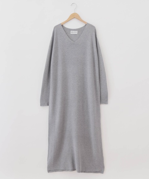 Chaco closet（チャコ クローゼット）の「Vネックニットロングワンピース（ワンピース・レディース・ブラック/ベージュ/グレー・FREE）」の11枚目の写真
