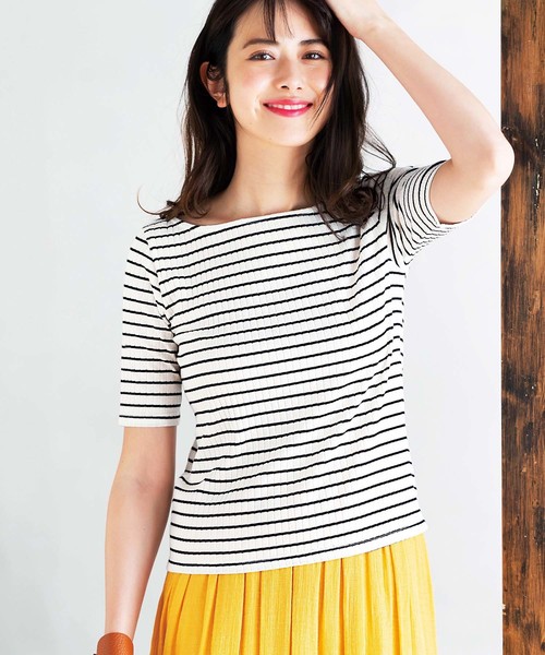 GeeRA(ジーラ)の「リブ素材5分袖ベーシックトップス(Tシャツ/カットソー・レディース・ホワイト/ブラック/カーキブラウン/レッド/その他・MEDIUM/LARGE/SMALL/X-LARGE)」の1枚目の写真