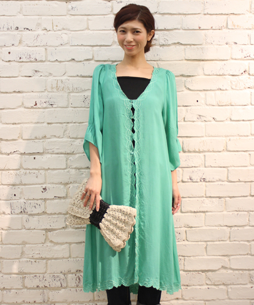 mystic（ミスティック）の「刺繍ロングカーディガン（カーディガン/ボレロ・レディース・ホワイト/グリーン/イエロー・ﾌﾘ-）」の3枚目の写真