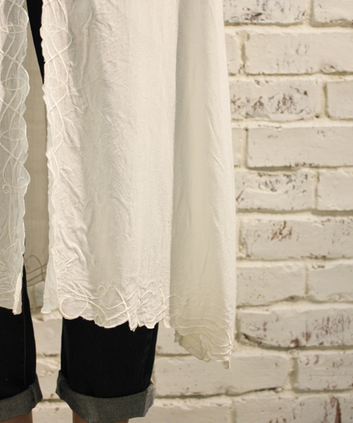 mystic（ミスティック）の「刺繍ロングカーディガン（カーディガン/ボレロ・レディース・ホワイト/グリーン/イエロー・ﾌﾘ-）」の8枚目の写真