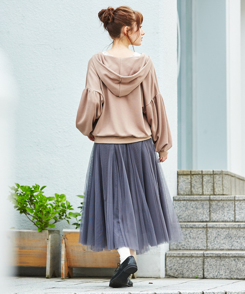 GeeRA（ジーラ）の「ボリューム袖パーカー（パーカー・レディース・ブラック/アイボリー/モカ・MEDIUM/LARGE/X-LARGE）」の11枚目の写真