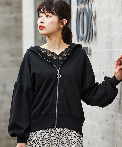 GeeRA（ジーラ）の「ボリューム袖パーカー（パーカー・レディース・ブラック/アイボリー/モカ・MEDIUM/LARGE/X-LARGE）」の22枚目の写真