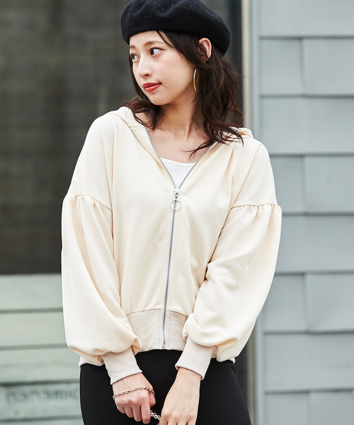 GeeRA（ジーラ）の「ボリューム袖パーカー（パーカー・レディース・ブラック/アイボリー/モカ・MEDIUM/LARGE/X-LARGE）」の18枚目の写真