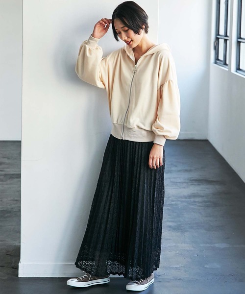 GeeRA（ジーラ）の「ボリューム袖パーカー（パーカー・レディース・ブラック/アイボリー/モカ・MEDIUM/LARGE/X-LARGE）」の16枚目の写真