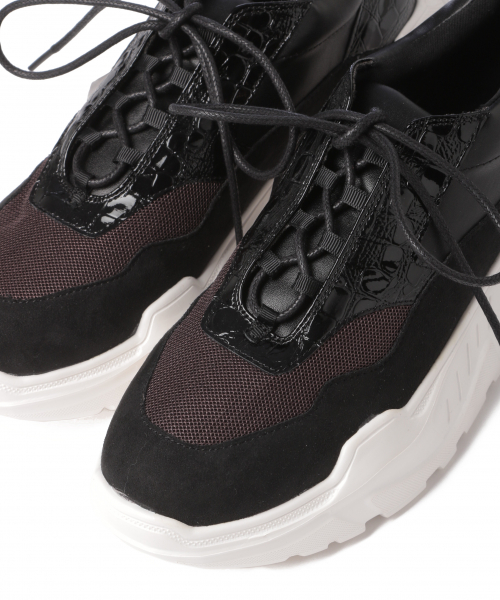 PAGEBOY(ページボーイ)の「モノトーンダッドスニーカー(スニーカー・レディース・ブラック/オフホワイト・MEDIUM/LARGE)」の12枚目の写真