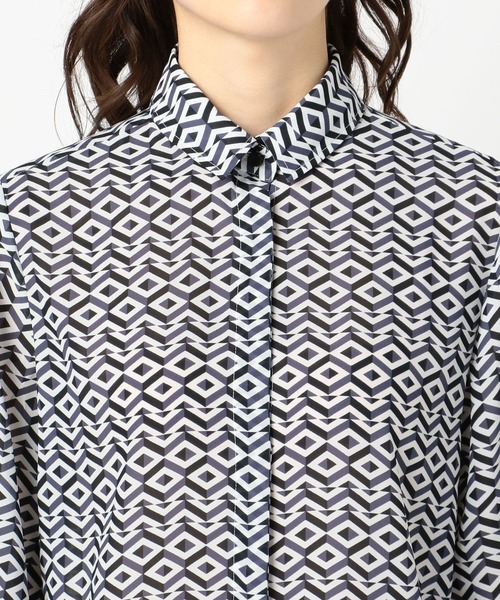 NARACAMICIE（ナラカミーチェ）の「キカジョーゼットプリントミニボウタイ付長袖シャツ（シャツ/ブラウス・レディース・ピンク/ブルー・SMALL/MEDIUM/LARGE）」の3枚目の写真