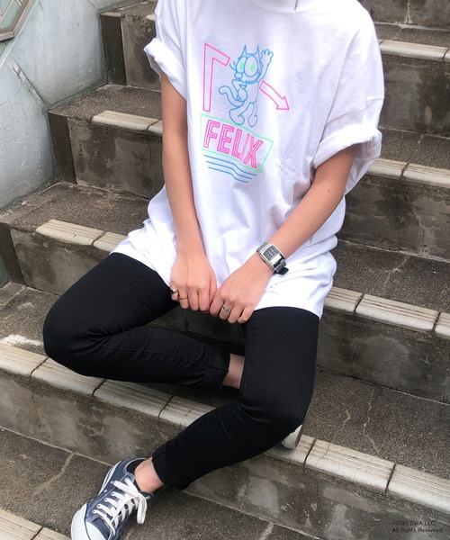COMMON WARE(コモンウェアー)の「FELIX THE CAT ネオンTシャツ(Tシャツ/カットソー・レディース・ホワイト/ブラック・FREE)」の11枚目の写真