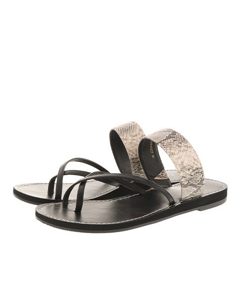 RANDA(ランダ)の「スプリットトゥフラットサンダル(サンダル・レディース・ブラック/シルバー/ゴールド/パイソン・L/LL/M/S)」の9枚目の写真