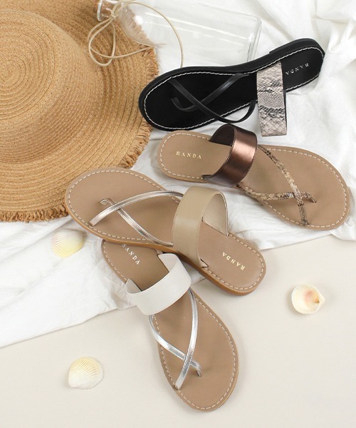 RANDA(ランダ)の「スプリットトゥフラットサンダル(サンダル・レディース・ブラック/シルバー/ゴールド/パイソン・L/LL/M/S)」の14枚目の写真