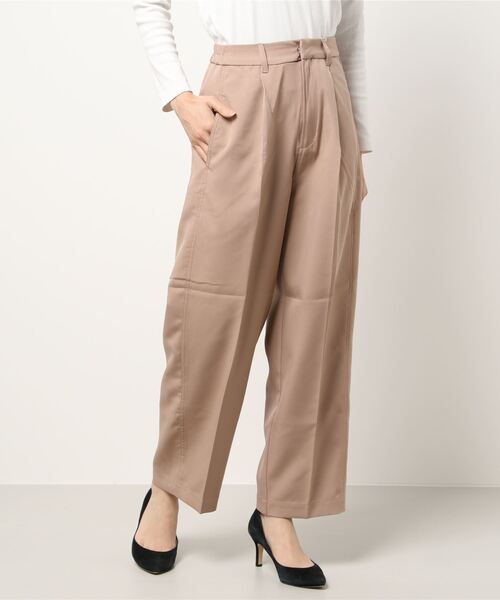 STYLEBLOCK(スタイルブロック)の「タッサーソフトコクーンセンタープレスワイドパンツ(その他パンツ・レディース・ライトベージュ/マスタード/オレンジ/カーキ/ラベンダー/ベージュ/ピンク/ブラック・M)」の3枚目の写真