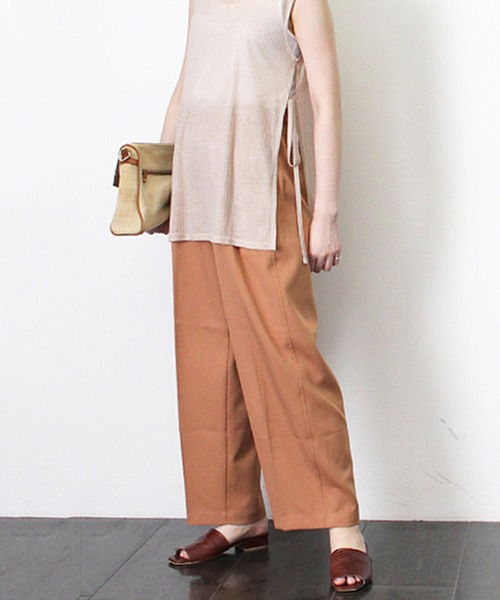 STYLEBLOCK(スタイルブロック)の「タッサーソフトコクーンセンタープレスワイドパンツ(その他パンツ・レディース・ライトベージュ/マスタード/オレンジ/カーキ/ラベンダー/ベージュ/ピンク/ブラック・M)」の8枚目の写真