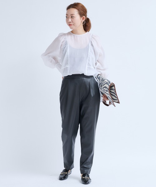 DouDou（ドゥドゥ）の「フェイクレザーパンツ（その他パンツ・レディース・ブラック/ベージュ・38/36）」の11枚目の写真