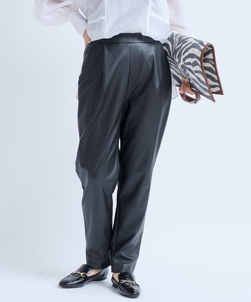 DouDou（ドゥドゥ）の「フェイクレザーパンツ（その他パンツ・レディース・ブラック/ベージュ・38/36）」の17枚目の写真