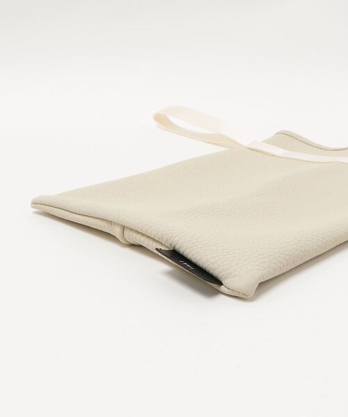 ITTI（イッチ）の「【ITTI】ANNIE RICE BAG iii/ITTI-BAG-053-A（ショルダーバッグ・メンズ・アイボリー/ブラック・FREE）」の4枚目の写真
