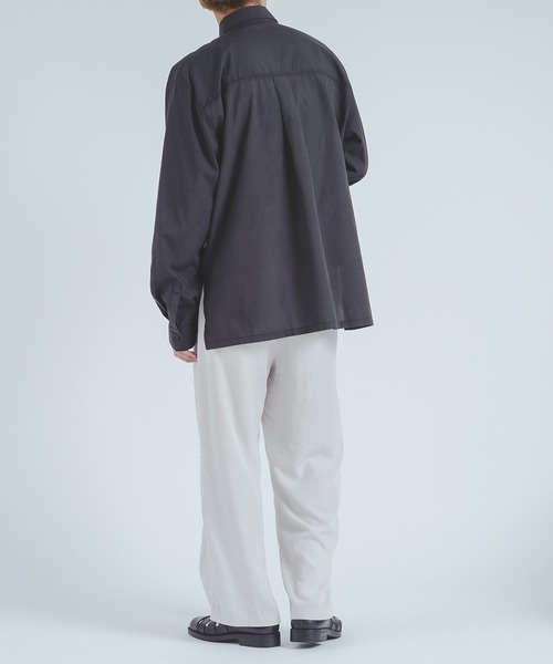 epnok（エプノック）の「サイドスリットドレスシャツ（シャツ/ブラウス・メンズ・ブラック/オフホワイト・MEDIUM/LARGE）」の21枚目の写真