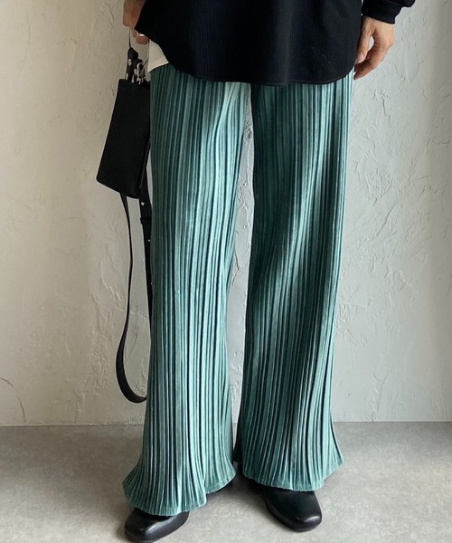 She's Closet（シーズクローゼット）の「スエードタッチ プリーツパンツ ロング イージーパンツ（その他パンツ・レディース・ブラック/ベージュ/パープル/アイボリー/カーキブラウン/グリーン/ライトパープル・FREE）」の5枚目の写真