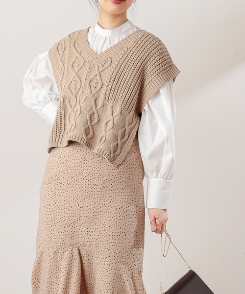natural couture(ナチュラルクチュール)の「ショート丈ニットベスト×ブラウスセット(シャツ/ブラウス・レディース・ライトグレー/ベージュ/アイボリー・FREE)」の3枚目の写真