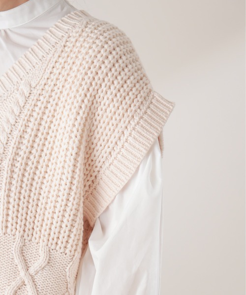 natural couture(ナチュラルクチュール)の「ショート丈ニットベスト×ブラウスセット(シャツ/ブラウス・レディース・ライトグレー/ベージュ/アイボリー・FREE)」の19枚目の写真