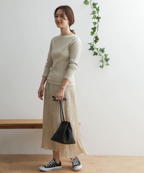 URBAN RESEARCH DOORS（アーバンリサーチドアーズ）の「針抜き長袖カットソー（Tシャツ/カットソー・レディース・グレー系その他/グリーン系その他/ブラック/オフホワイト・ONE）」の9枚目の写真