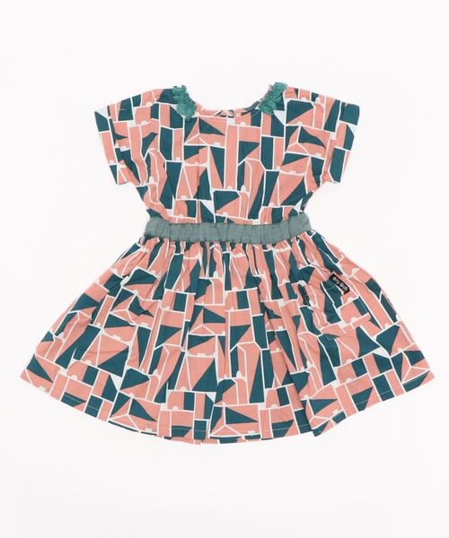 RAGMART(ラグマート)の「レース襟ギャザーワンピース ギンガムチェック 幾何柄 花柄(ワンピース・キッズ・グリーン/レッド/ブラック・100cm/130cm/110cm/120cm)」の9枚目の写真