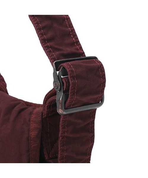 PORTER（ポーター）の「クラッグ メッセンジャーバッグ(M)（メッセンジャーバッグ・メンズ・ブラック/ブラウン・FREE）」の15枚目の写真