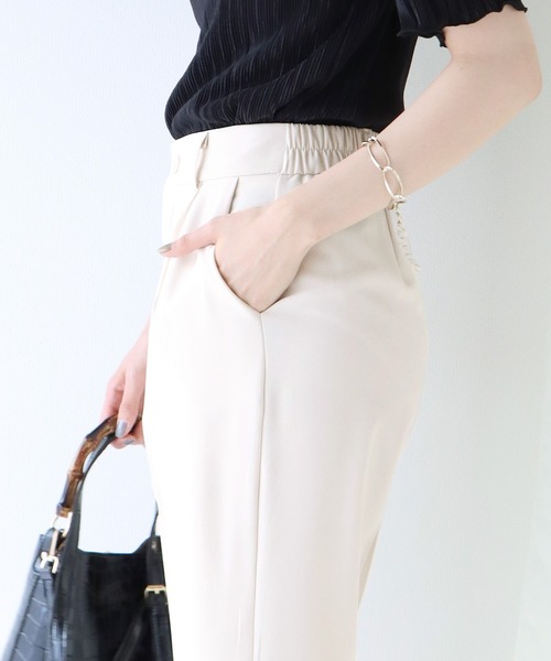 BLUEEAST（ブルーイースト）の「センタープレスタック入りテーパードパンツ（スラックス・レディース・オフホワイト/ベージュ/ブラック/サックスブルー/ピンク/モカ/オレンジ/チャコールグレー・MEDIUM/SMALL/LARGE）」の18枚目の写真