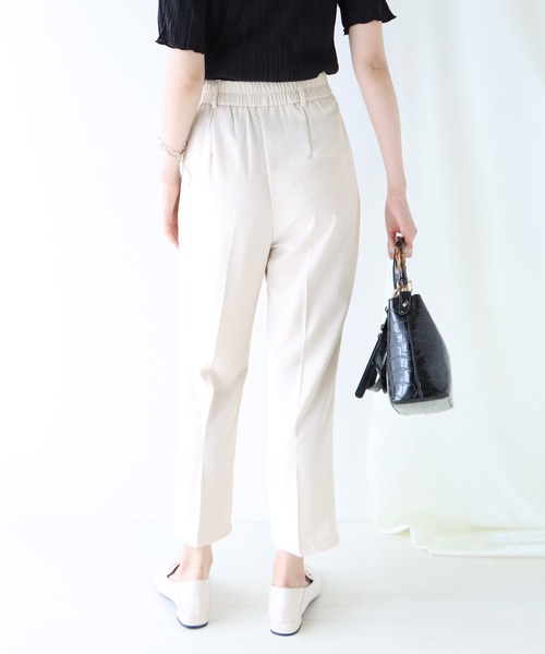 BLUEEAST（ブルーイースト）の「センタープレスタック入りテーパードパンツ（スラックス・レディース・オフホワイト/ベージュ/ブラック/サックスブルー/ピンク/モカ/オレンジ/チャコールグレー・MEDIUM/SMALL/LARGE）」の19枚目の写真