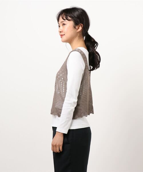 kivi(キヴィ)の「かぎ針ニットビスチェ(ニット/セーター・レディース・ブラック/ベージュ/ダークオレンジ・FREE)」の5枚目の写真