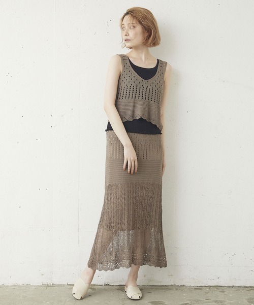 kivi(キヴィ)の「かぎ針ニットビスチェ(ニット/セーター・レディース・ブラック/ベージュ/ダークオレンジ・FREE)」の14枚目の写真