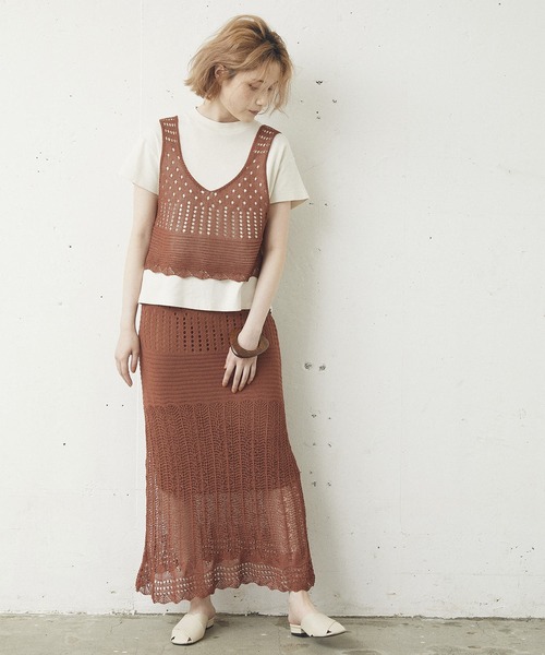 kivi(キヴィ)の「かぎ針ニットビスチェ(ニット/セーター・レディース・ブラック/ベージュ/ダークオレンジ・FREE)」の15枚目の写真