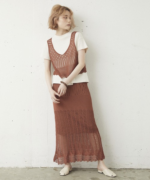 kivi(キヴィ)の「かぎ針ニットビスチェ(ニット/セーター・レディース・ブラック/ベージュ/ダークオレンジ・FREE)」の16枚目の写真