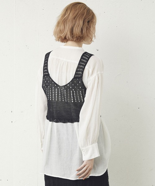 kivi(キヴィ)の「かぎ針ニットビスチェ(ニット/セーター・レディース・ブラック/ベージュ/ダークオレンジ・FREE)」の18枚目の写真