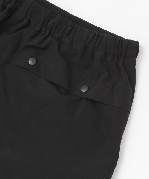 URBAN RESEARCH Sonny Label（アーバンリサーチサニーレーベル）の「『防汚ストレッチ』マルチファンクション撥水ショーツ（その他パンツ・メンズ・ブラック/ベージュ/パープル/ネイビー/カーキ・MEDIUM/LARGE）」の14枚目の写真