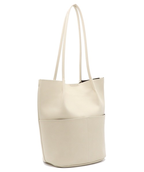 POUTOJOURU（ポートジュール）の「【ポートジュール】PUレザー　サイドポケットトートバッグ　ZOZO限定（ビジネスバッグ・レディース・ブラック/ブラウン/グレー/アイボリー・FREE）」の2枚目の写真