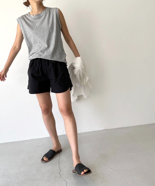 CANAL JEAN（キャナルジーン）の「RCW BLUE LABEL(ブルーレーベル) ドローストリングショートパンツ（その他パンツ・レディース・ブラック/ベージュ/グリーン・38）」の4枚目の写真