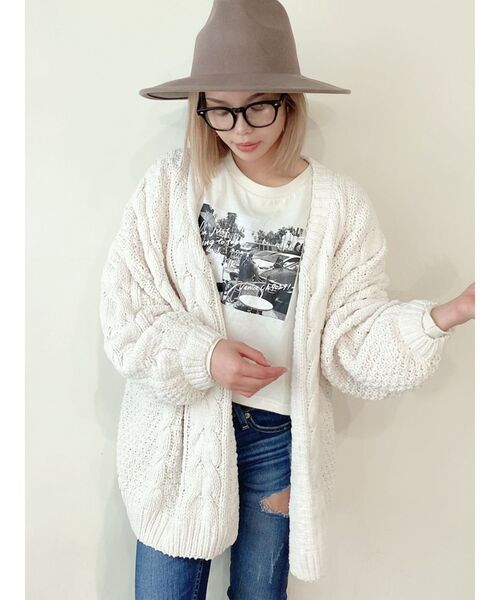 GYDA(ジェイダ)の「LA it girlショート ロンT(Tシャツ/カットソー・レディース・オフホワイト/ブラック/ピンク・FREE)」の4枚目の写真
