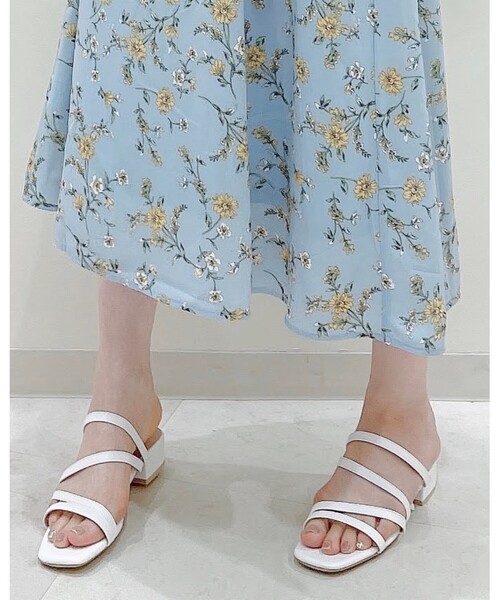 DRESKIP（ドレスキップ）の「◆細ストラップサンダル（サンダル・レディース・オフホワイト/ブラック/ブルー・35/45）」の2枚目の写真