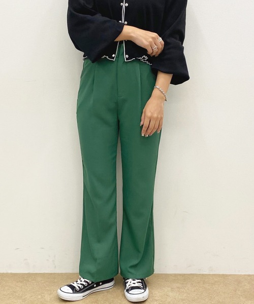 apres jour(アプレジュール)の「センタープレスフレアーパンツ【ZOZOTOWN限定アイテム】(その他パンツ・レディース・モカ/ブラック/ダークブラウン/グリーン系その他/ライトイエロー/ブルー系その他/オレンジ/グリーン系その他3・MEDIUM/SMALL/X-LARGE)」の5枚目の写真