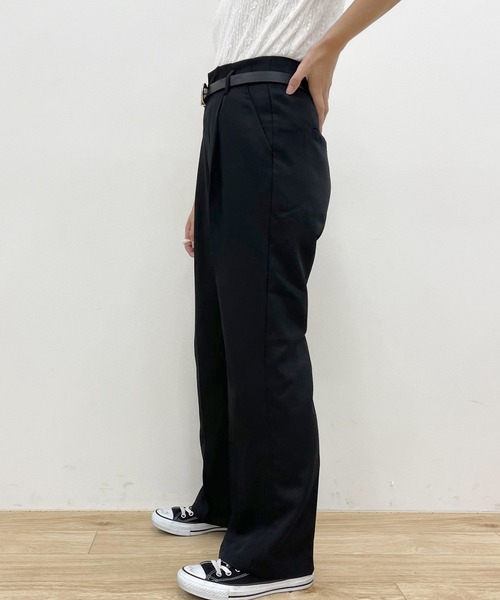 apres jour(アプレジュール)の「センタープレスフレアーパンツ【ZOZOTOWN限定アイテム】(その他パンツ・レディース・モカ/ブラック/ダークブラウン/グリーン系その他/ライトイエロー/ブルー系その他/オレンジ/グリーン系その他3・MEDIUM/SMALL/X-LARGE)」の12枚目の写真