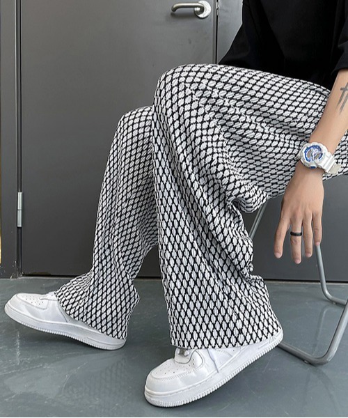 neos（ネオス）の「【neos -addictive design-】ルーズシルエット ジオメトリック 総柄 プリーツ ワイドパンツ（その他パンツ・メンズ・ホワイト/ブラック/イエロー・LARGE/X-LARGE/MEDIUM）」の15枚目の写真