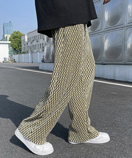 neos（ネオス）の「【neos -addictive design-】ルーズシルエット ジオメトリック 総柄 プリーツ ワイドパンツ（その他パンツ・メンズ・ホワイト/ブラック/イエロー・LARGE/X-LARGE/MEDIUM）」の18枚目の写真