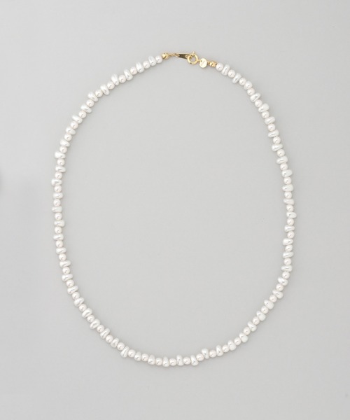 ANEMONE（アネモネ）の「ランダムパールネックレス[ショート]（ネックレス・レディース・アイボリー・FREE）」の4枚目の写真