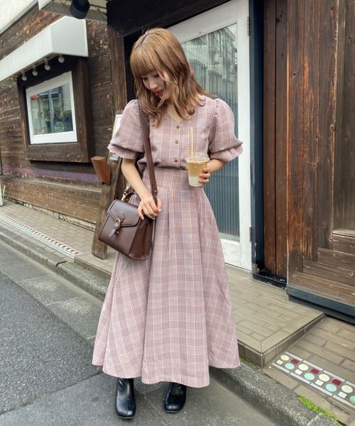 one after another NICE CLAUP(ワンアフターアナザーナイスクラップ)の「チェック美シルエットスカート(セットアップブラウスあり)(スカート・レディース・ブラック系その他/ブラウン系その他/レッド系その他・FREE)」の4枚目の写真
