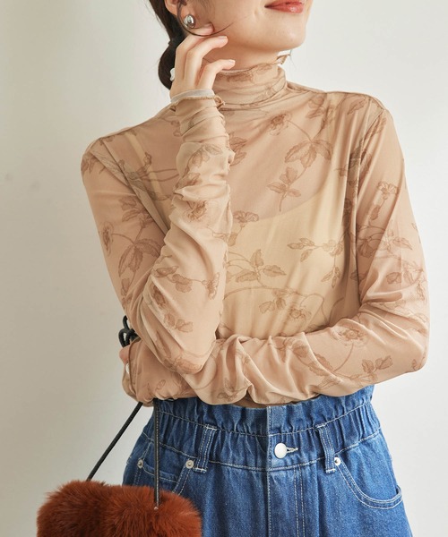 VIS(ビス)の「【キャミ付き】ほどよい透け感アソートインナー(その他トップス・レディース・ベージュ系その他/ブルー系その他/キナリ・FREE)」の1枚目の写真