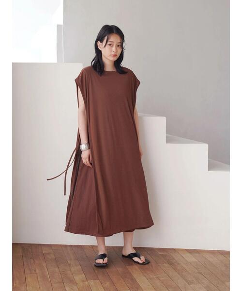 AMERICAN HOLIC(アメリカンホリック)の「レイヤードボックスシアーカットワンピース(ワンピース・レディース・ブラック/テラコッタ・FREE)」の5枚目の写真