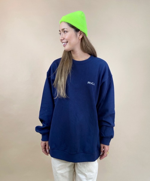 RVCA(ルーカ)の「【ZOZOタウン限定アイテム】RVCA/ルーカ ビッグシルエット バックプリントトレーナー BB044-037(スウェット・レディース・ブラック/ネイビー/ホワイト・M/L)」の15枚目の写真