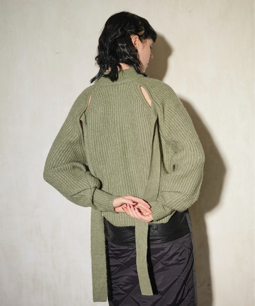 KOH.style（コースタイル）の「ボリュームスリーブ2wayニット（ニット/セーター・レディース・オフホワイト/グリーン/ラベンダー・FREE）」の21枚目の写真
