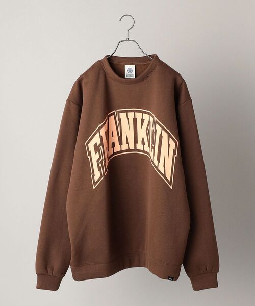FRANKLIN & MARSHALL（フランクリンマーシャル）の「【WEB限定/SHIPS別注】FRANKLIN&MARSHALL: ビッグ アーチ ロゴ プリント スウェット (トレーナー)（スウェット・メンズ・ライトグレー/ブラック/ブラウン/サックスブルー・SMALL/MEDIUM/LARGE）」の3枚目の写真
