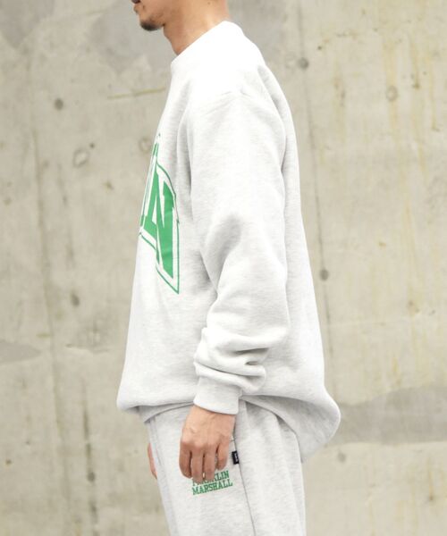 FRANKLIN & MARSHALL（フランクリンマーシャル）の「【WEB限定/SHIPS別注】FRANKLIN&MARSHALL: ビッグ アーチ ロゴ プリント スウェット (トレーナー)（スウェット・メンズ・ライトグレー/ブラック/ブラウン/サックスブルー・SMALL/MEDIUM/LARGE）」の7枚目の写真